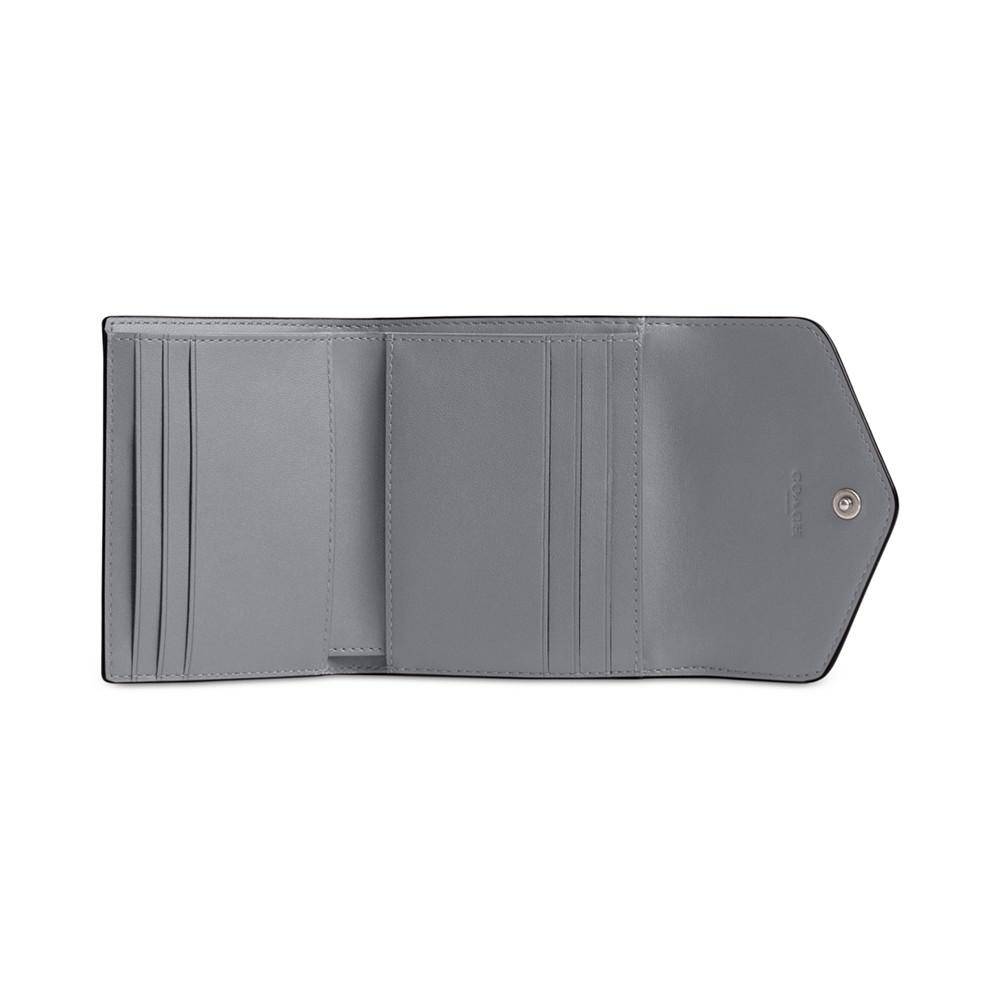 COACH Crossgrain Leather Wyn Small Wallet