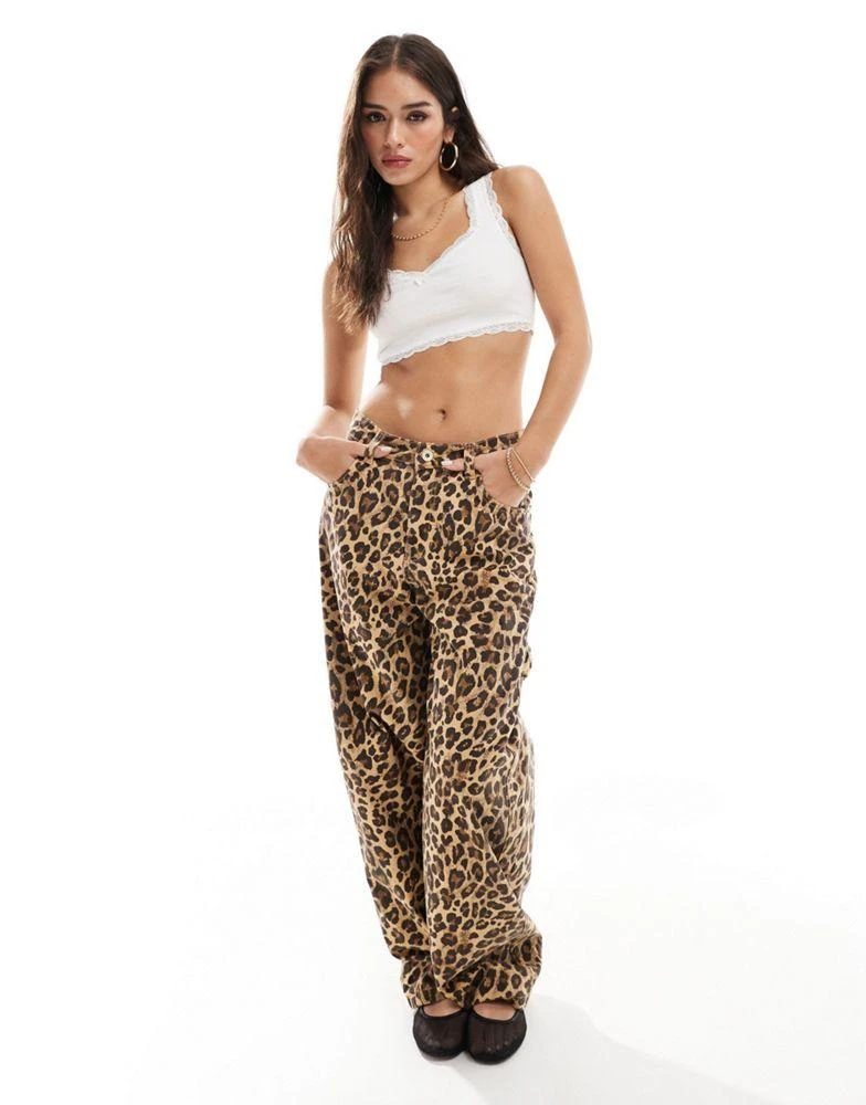 Bershka Bershka carpenter trousers in leopard print 1