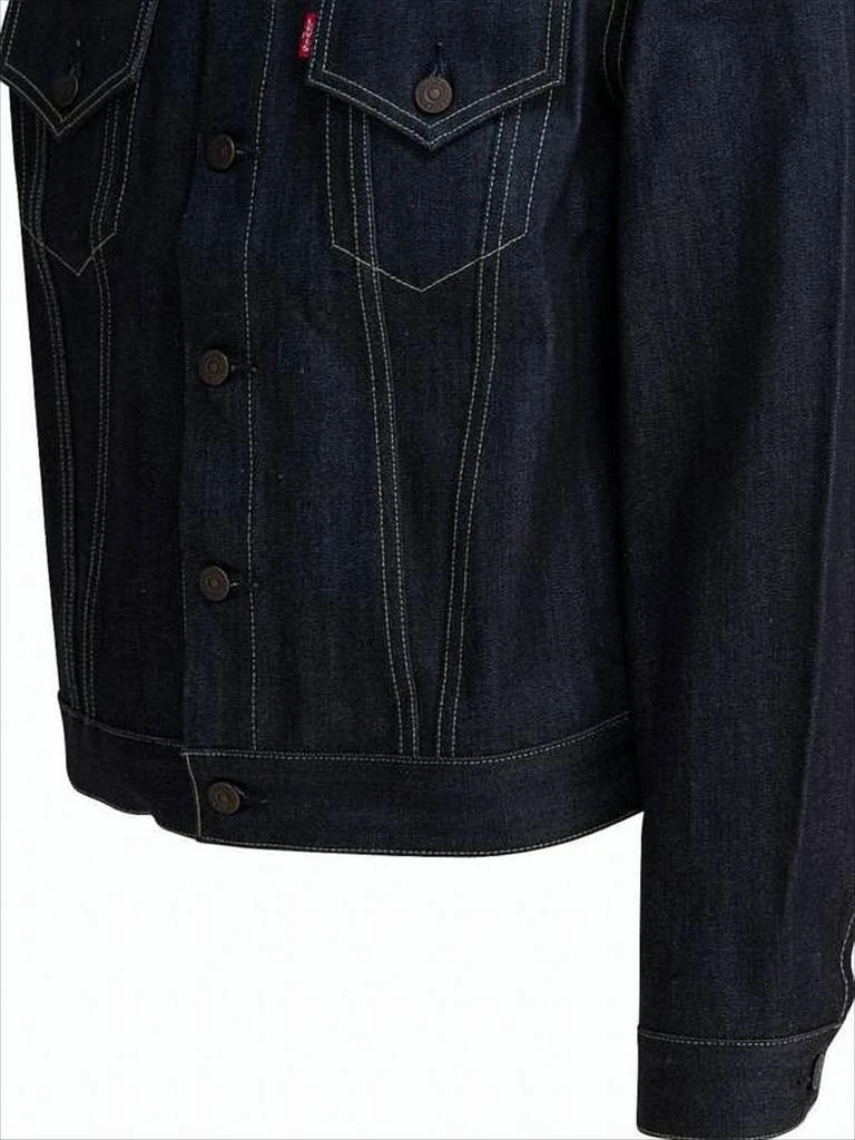 Levi
s Structured Indigo Denim Jacket with Button-Up Front 4