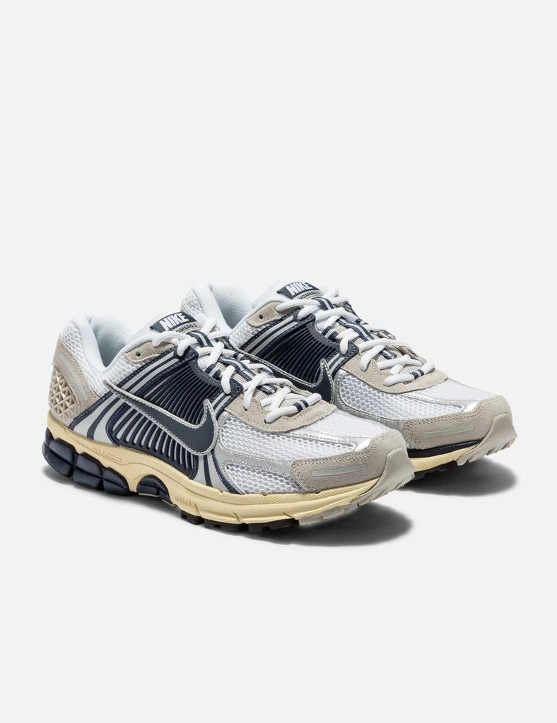 NIKE NIKE ZOOM VOMERO 5 4