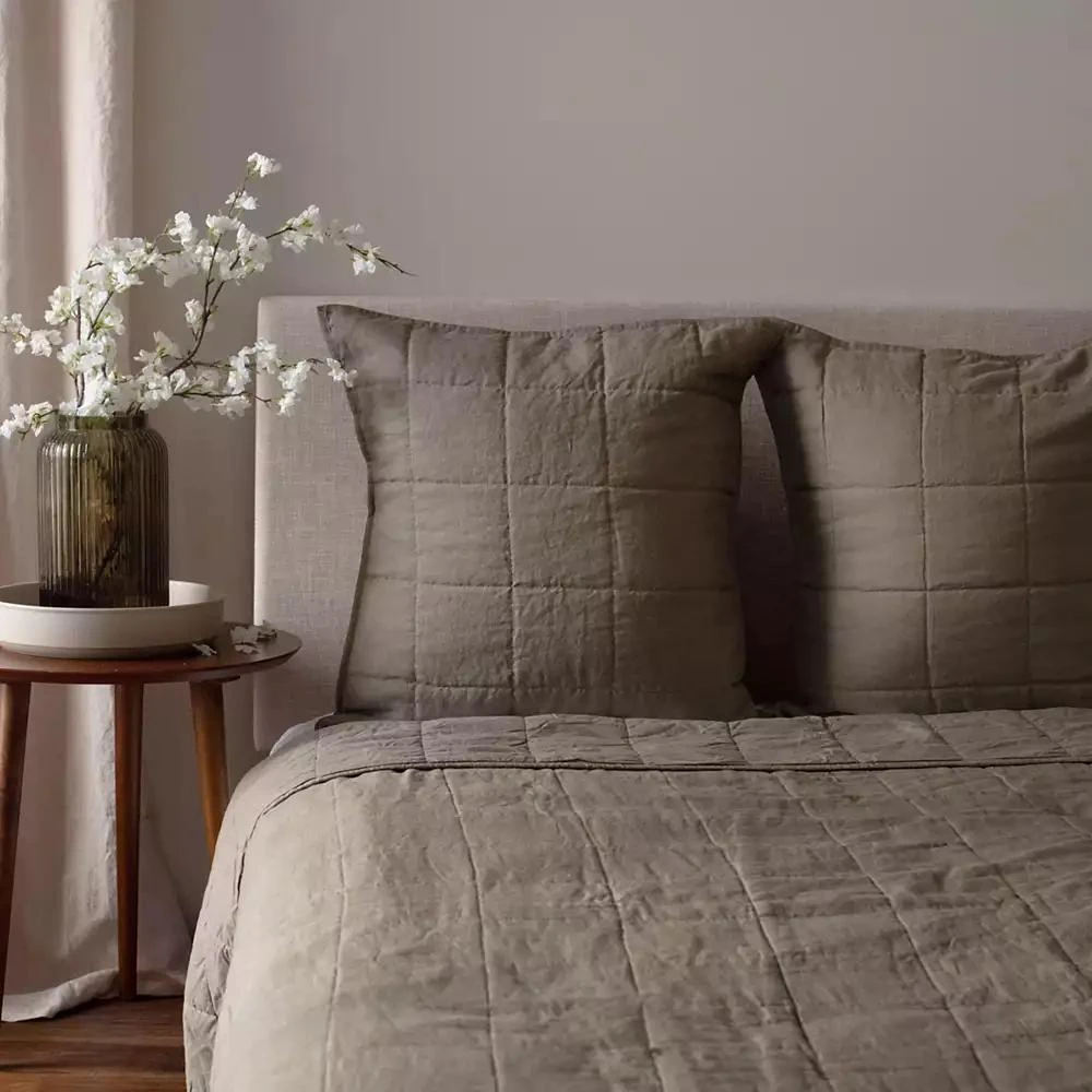 Bokser Home French Linen Box Stitch Quilt - 4