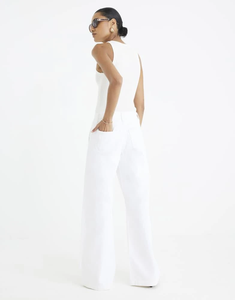River Island River Island Low rise baggy wide leg jeans in white 2