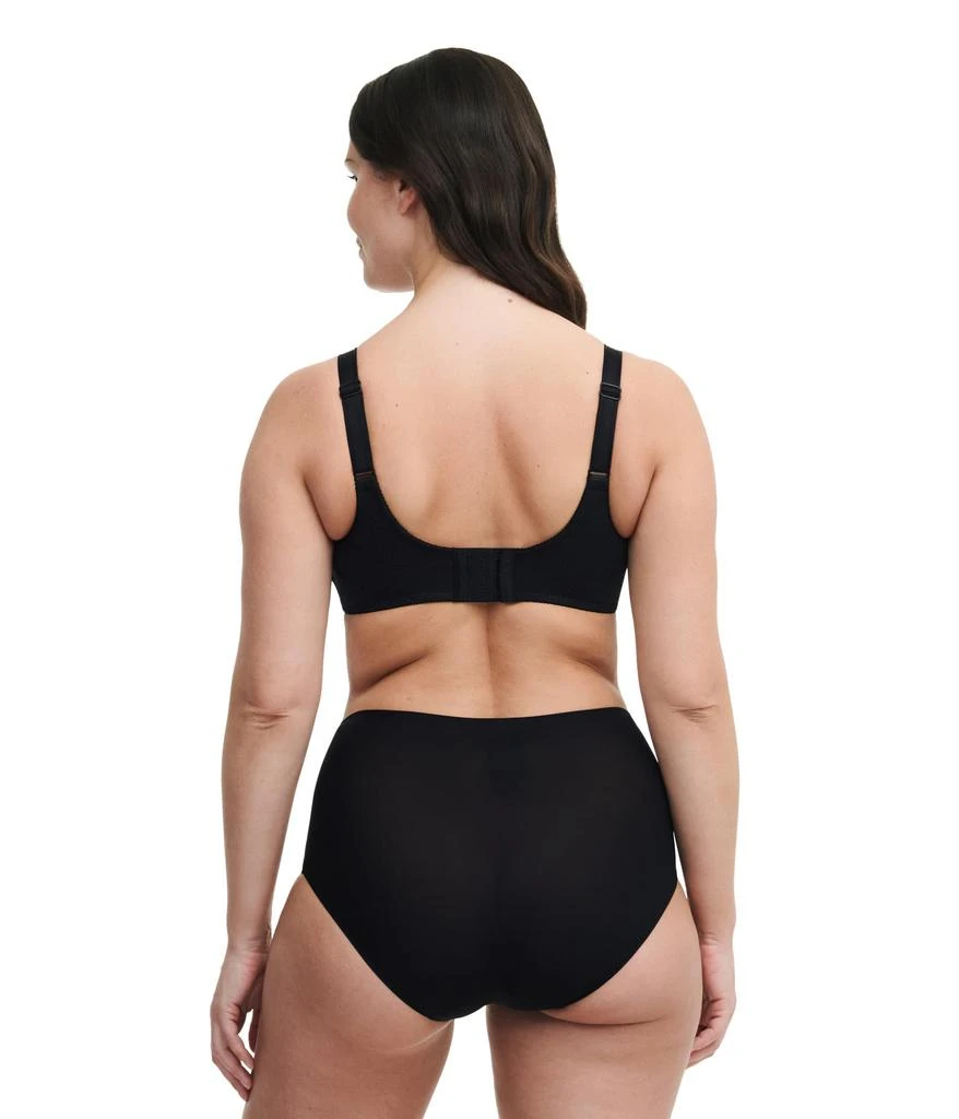 Chantelle C Magnifique Seamless Unlined Minimizer 3