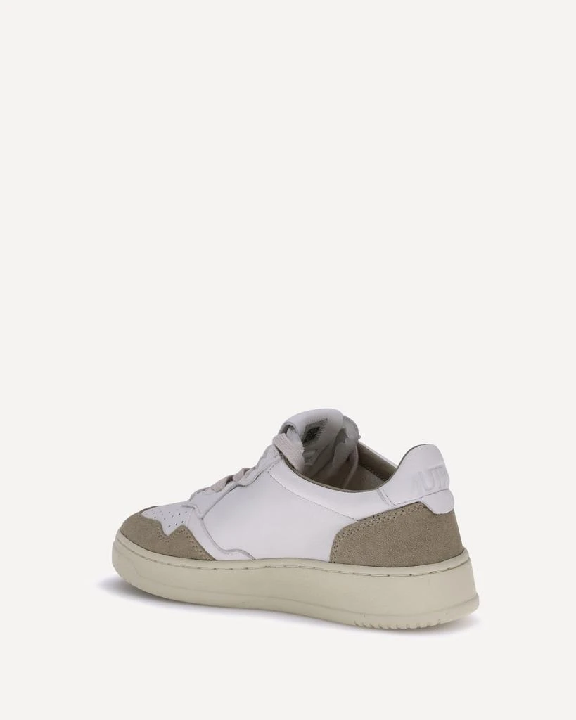 Autry Medalist Low Sneakers 2