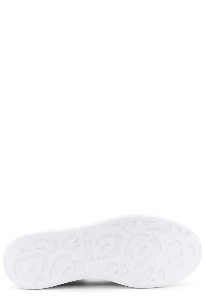 Alexander McQueen Alexander McQueen Larry Oversized Lace-Up Sneakers 4