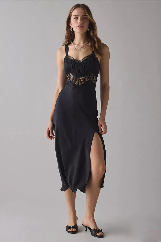 Kimchi Blue Kimchi Blue Liz Lace Trim Satin Slip Midi Dress 1