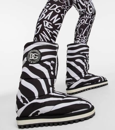 Dolce 
Gabbana Zebra-print padded nylon snow boots 4