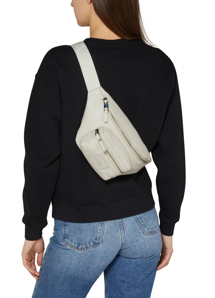 MARC JACOBS ボディバッグ　SPORT Fanny Pack This Sporty, Lightweight Marc Jacobs Bag Collection is
