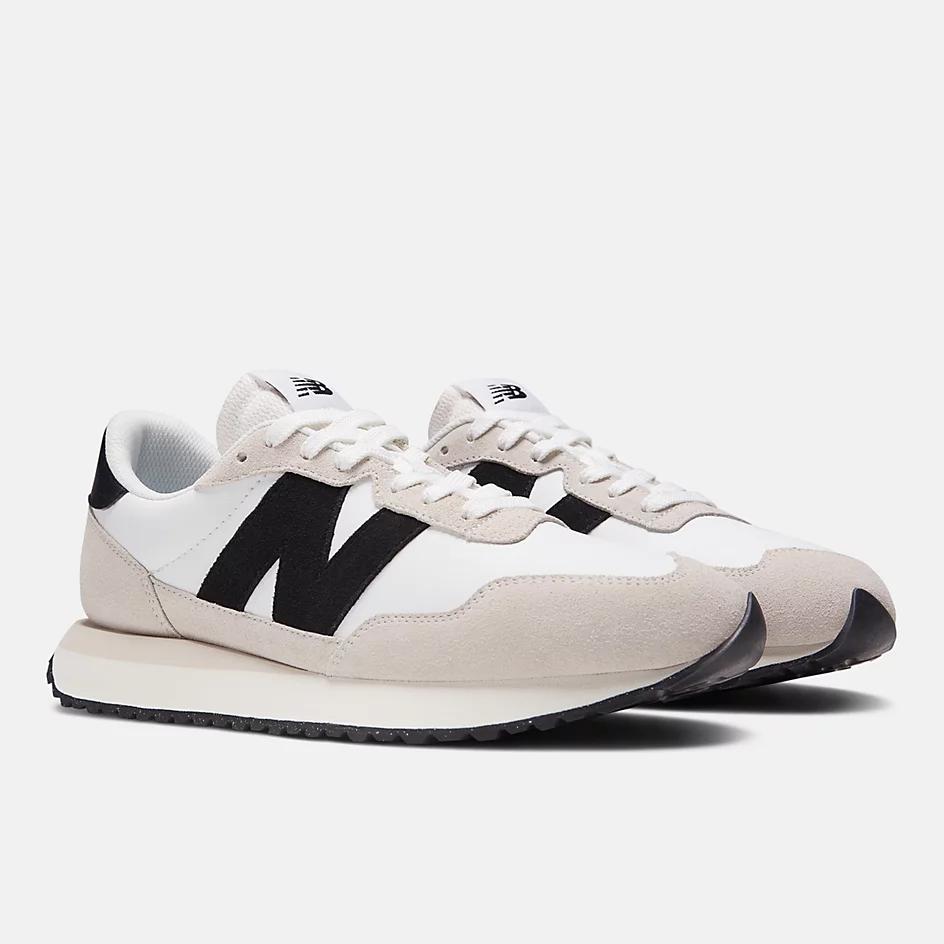 New Balance 237