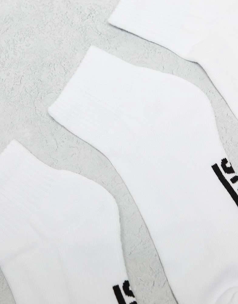 Vans Vans 3 pack classic ankle socks in white 2