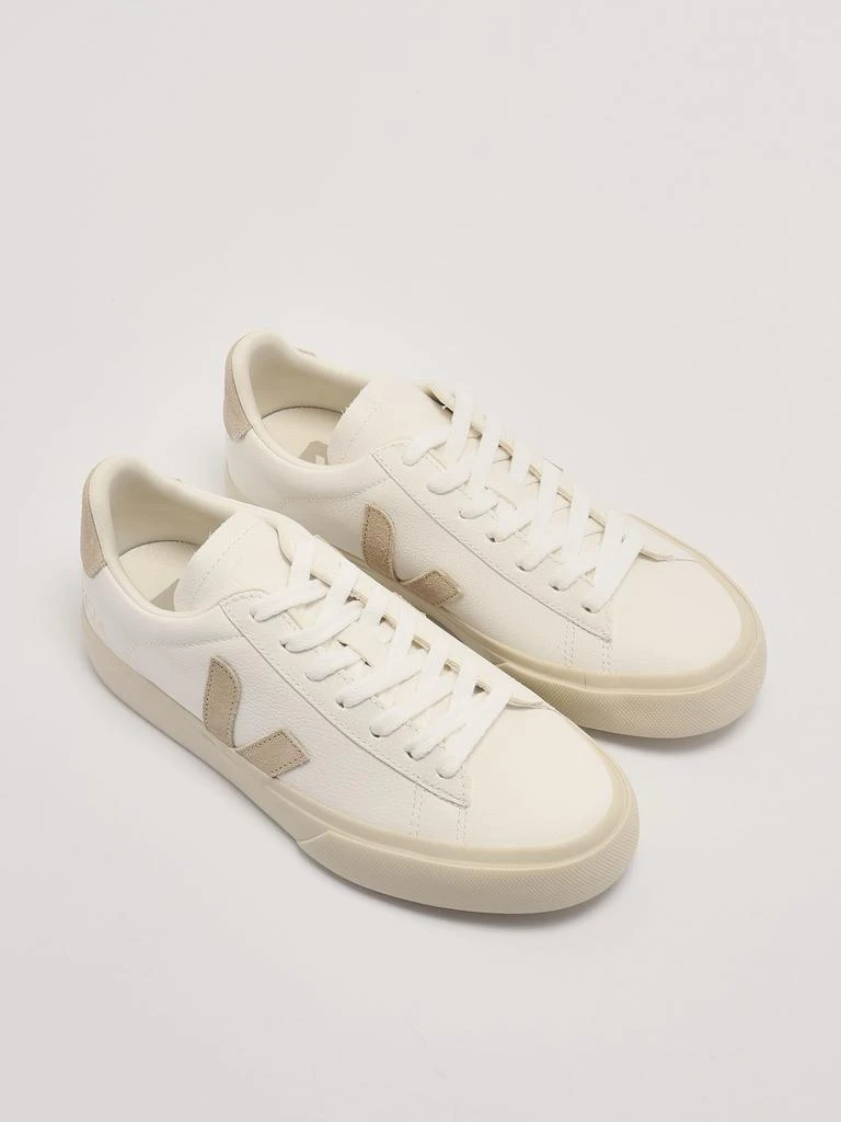 Veja Leather Sneaker 2