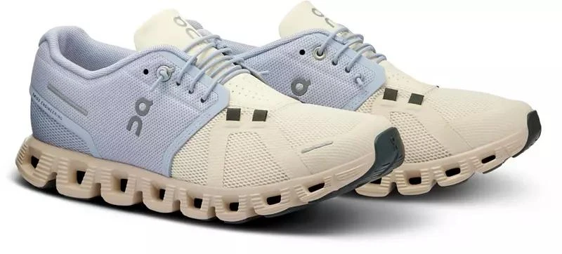 On On Women's Cloud 5 Shoes 6
