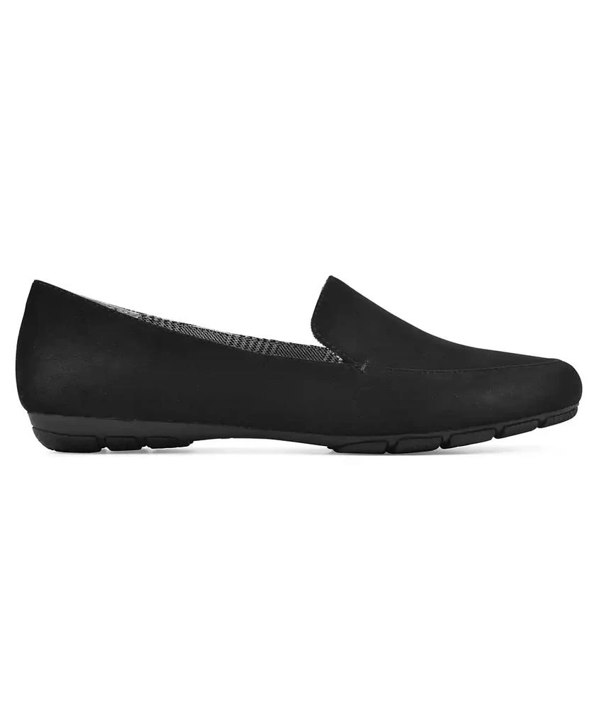 White Mountain Women's Gallant Moc Loafers 2