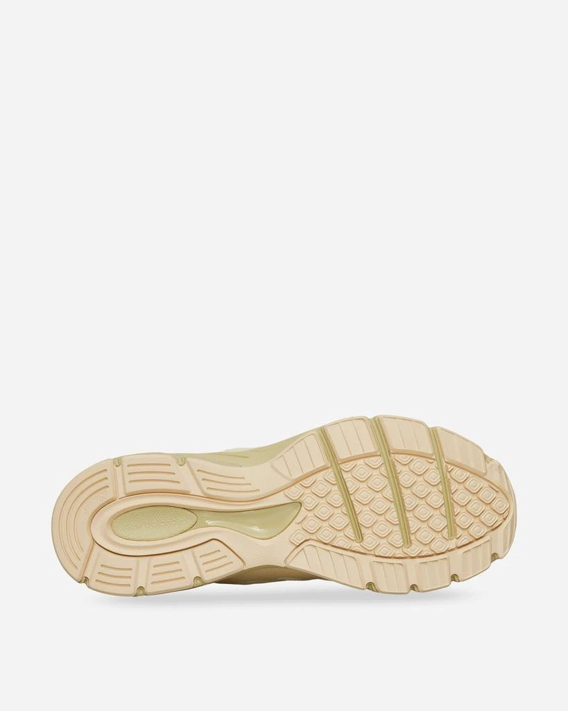 New Balance 990v4 Sneakers Macadamia Nut / Morel 5