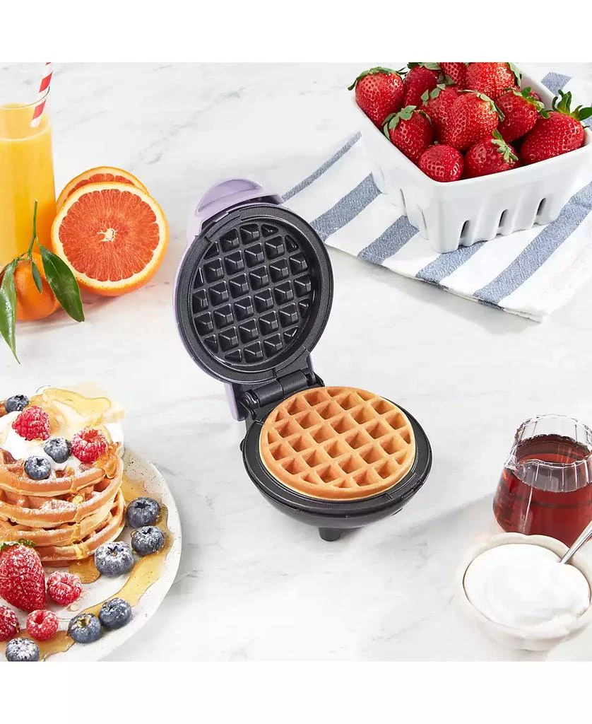 Dash DMW001 Mini Waffle Maker 6