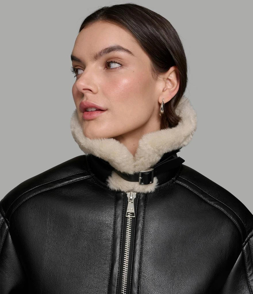 Karl Lagerfeld Paris CROPPED FAUX LEATHER JACKET WITH FAUX SHEARLING 5