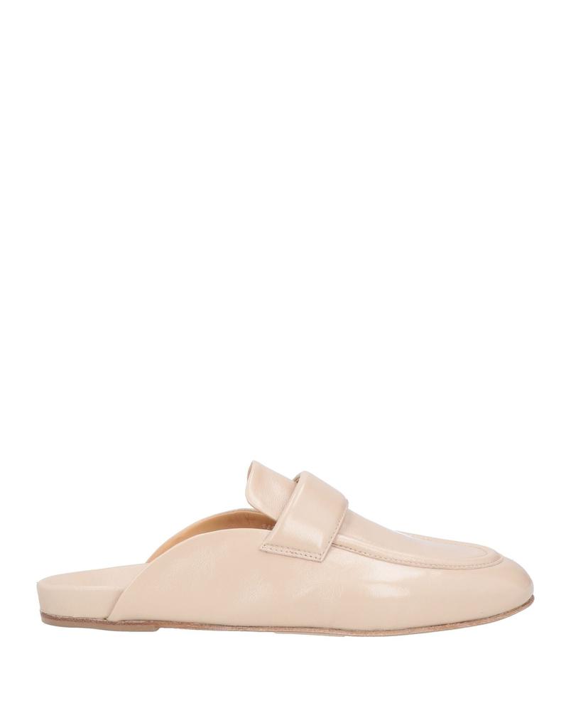 HALMANERA Mules and clogs