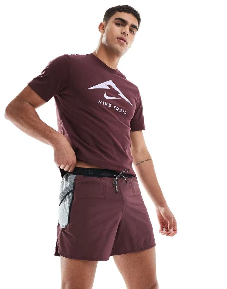 NIKE Nike Running Trail logo 5 inch shorts in burgundy 1