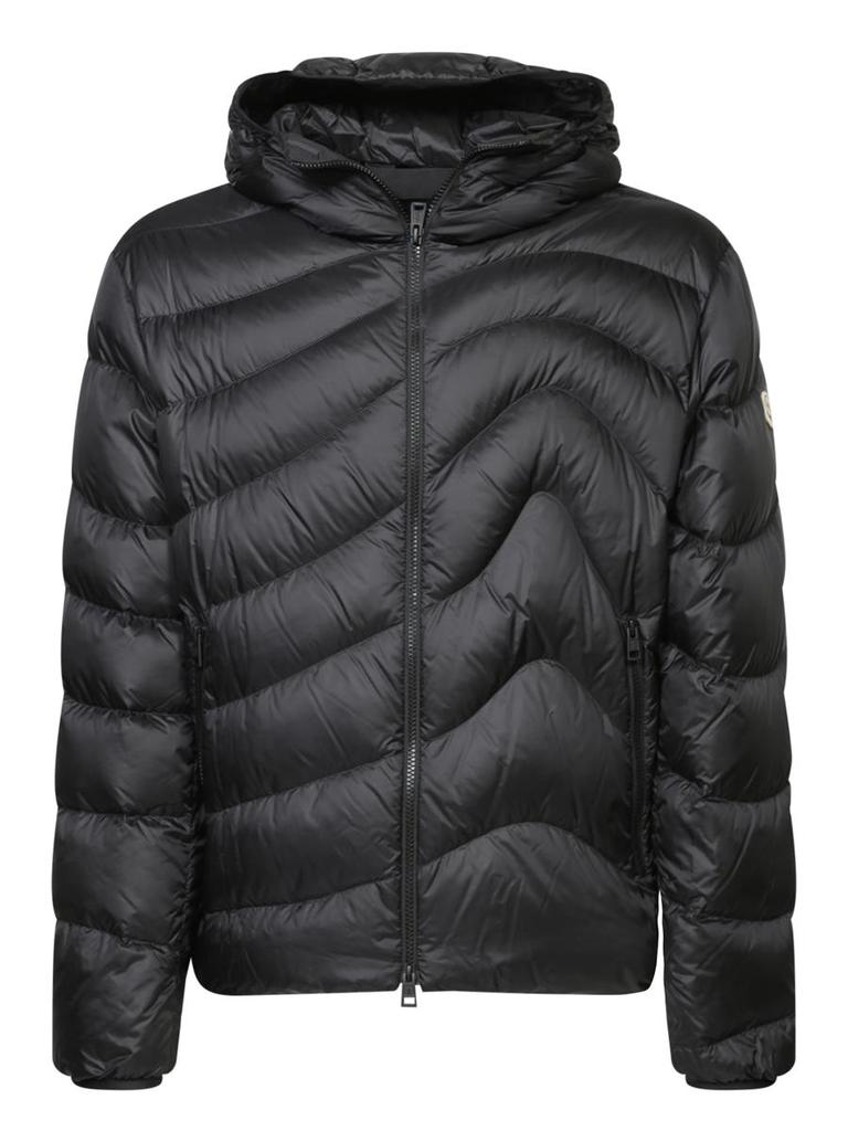 ジャケット・アウター MONCLER Logo Patch Hooded Nylon Jacket Moncler logo-patch Jacket | Black | FARFETCH