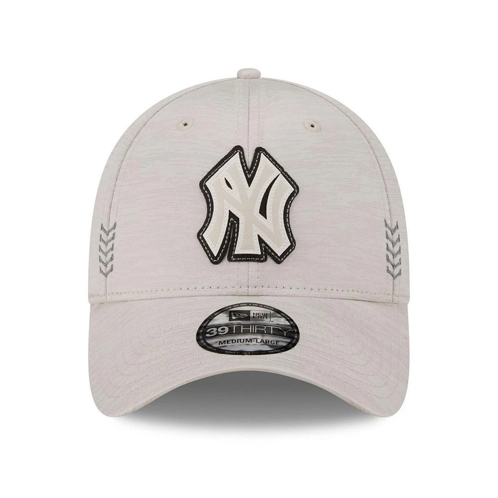 New Era Men's Cream New York Yankees 2024 Clubhouse 39THIRTY Flex Fit Hat 2
