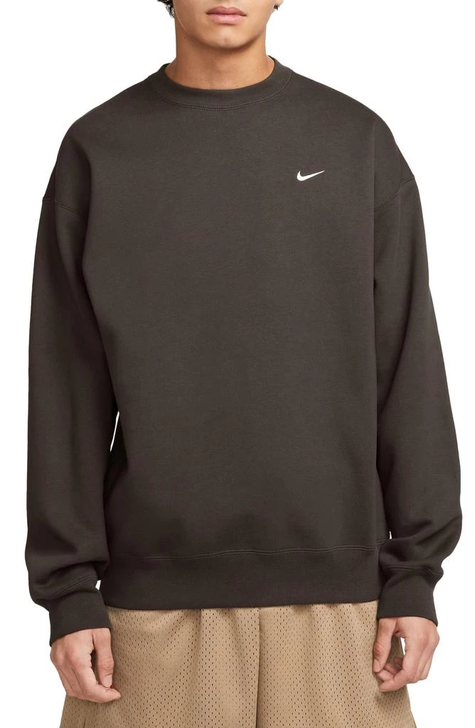 NIKE Solo Swoosh Oversize Crewneck Sweatshirt 1
