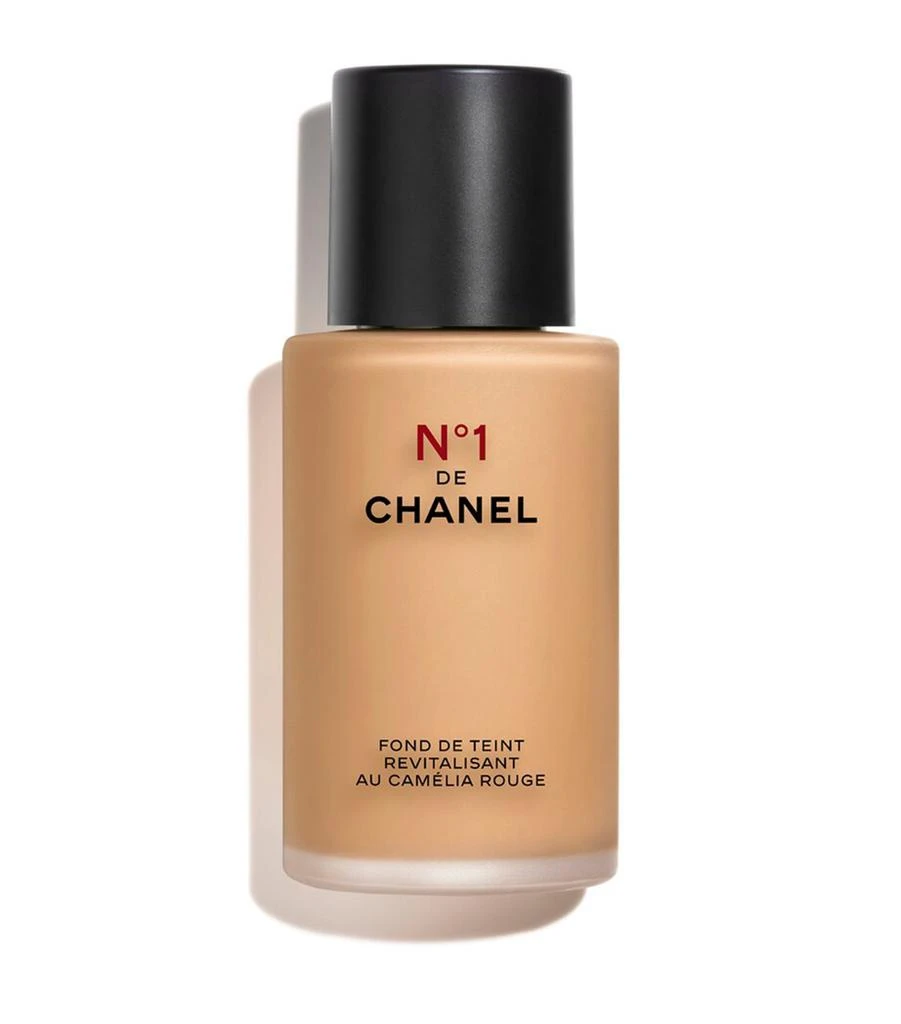 Chanel N°1 DE CHANEL Revitalizing Foundation 1