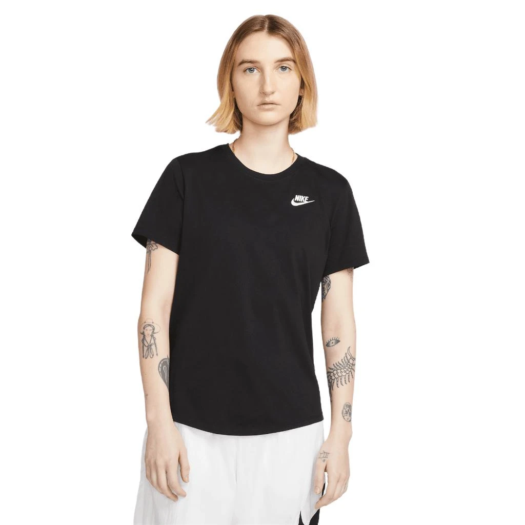 NIKE Nike Sportswear Club Essentials T-Shirt - Women
s 1