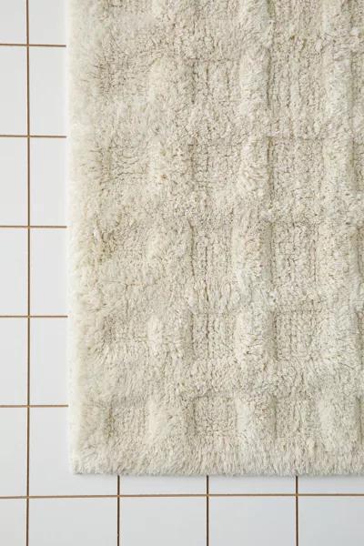 Urban Outfitters Grid Runner Bath Mat - Thumbnail 2
