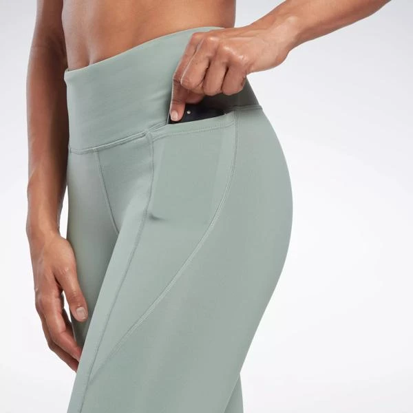 Reebok Lux High-Rise Bike Shorts 9" 4