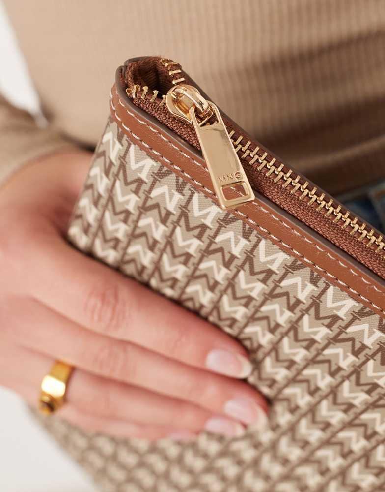 Mango Mango laptop case in monogram