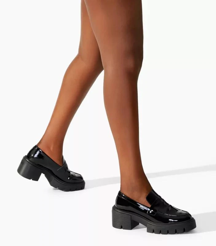 Stuart Weitzman SOHO LOAFER 6