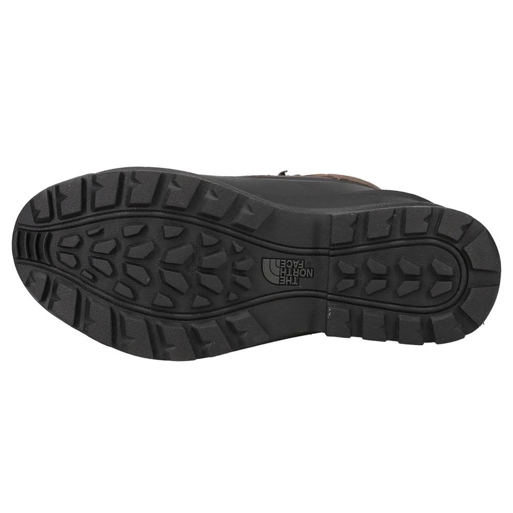 The North Face Chilkat V Round Toe Snow Boots 5