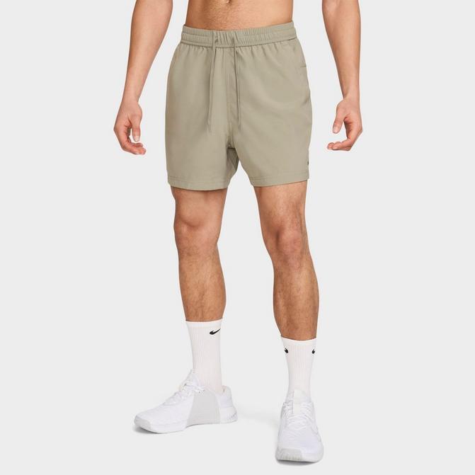 NIKE Men's Nike Form Dri-FIT Unlined 5" Versatile Shorts