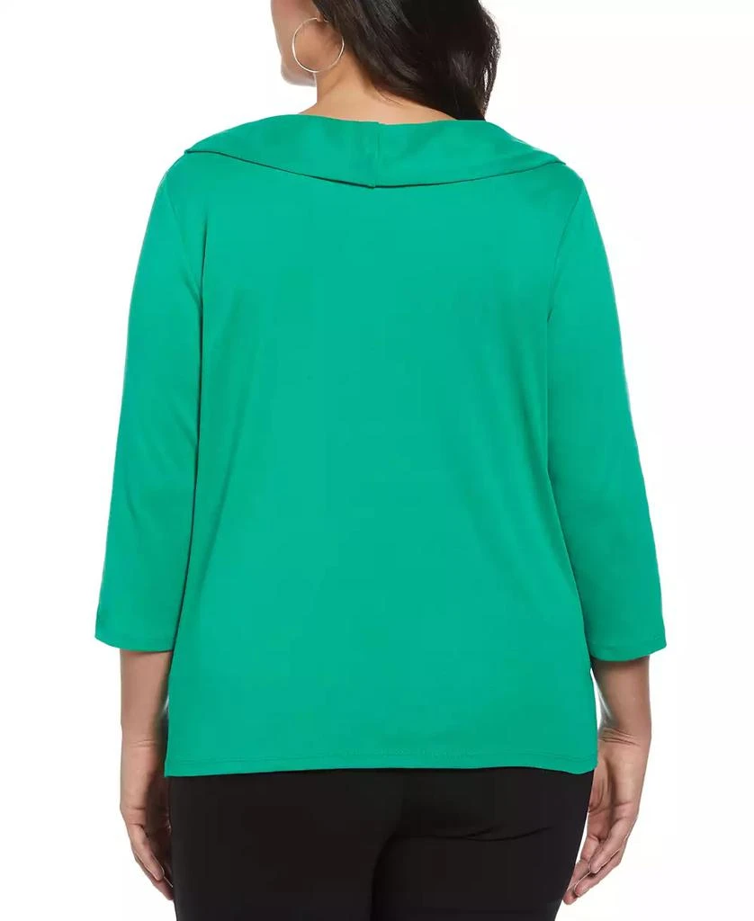 Rafaella Plus Size Ribbed Marilyn Neck 3/4 Sleeve Top with Decorative Brooch 2