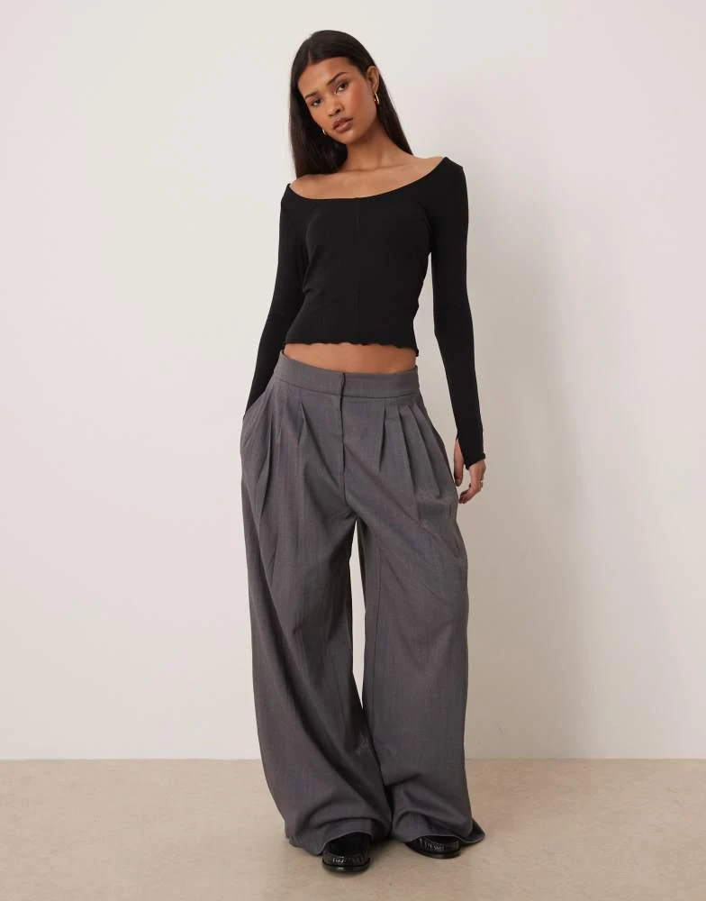 GINA TRICOT Gina Tricot soft layering yoga top in black 2