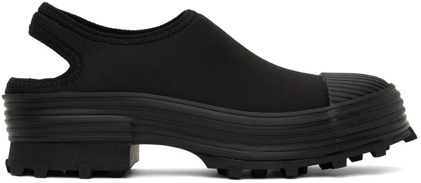 CAMPERLAB Black Traktori Clogs 1