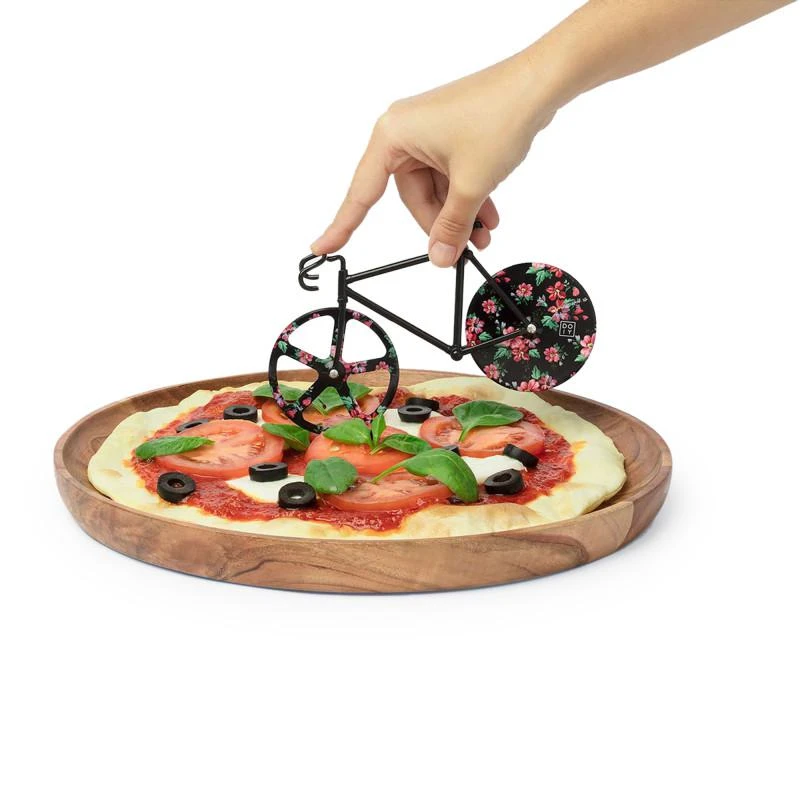 DOIY Wild rose bicycle pizza cutter 2