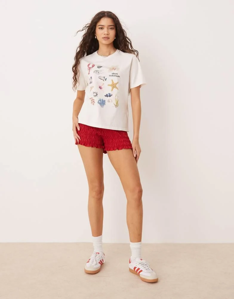 Abercrombie & Fitch Abercrombie & Fitch relaxed t-shirt with sea details in white 3