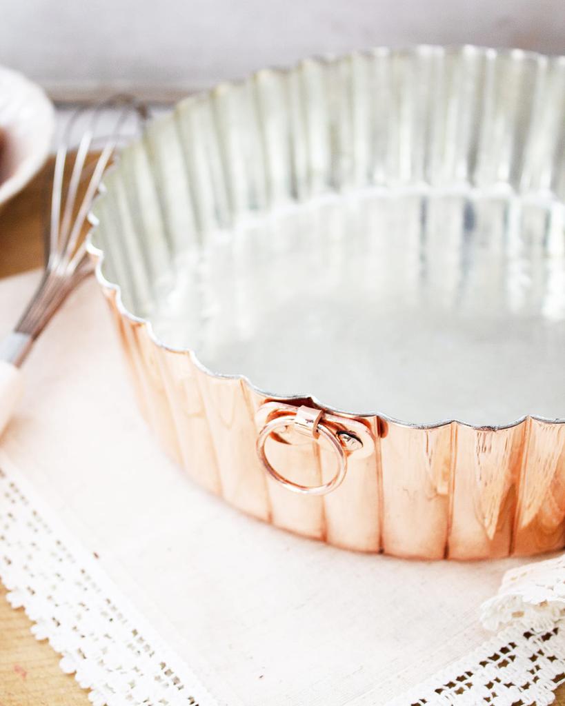 Coppermill Kitchen Vintage-Inspired Copper Fluted Cake Pan