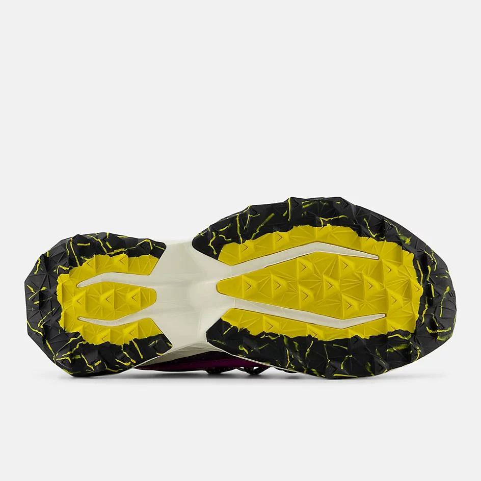 New Balance Tektrel 5