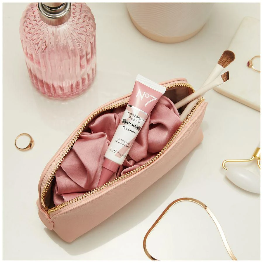 No7 Restore & Renew Multi Action Eye Cream 3
