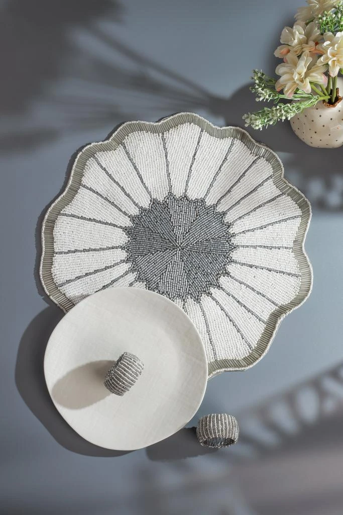 Tiramisu The "Ethereal Daisy" Beaded Placemat 2