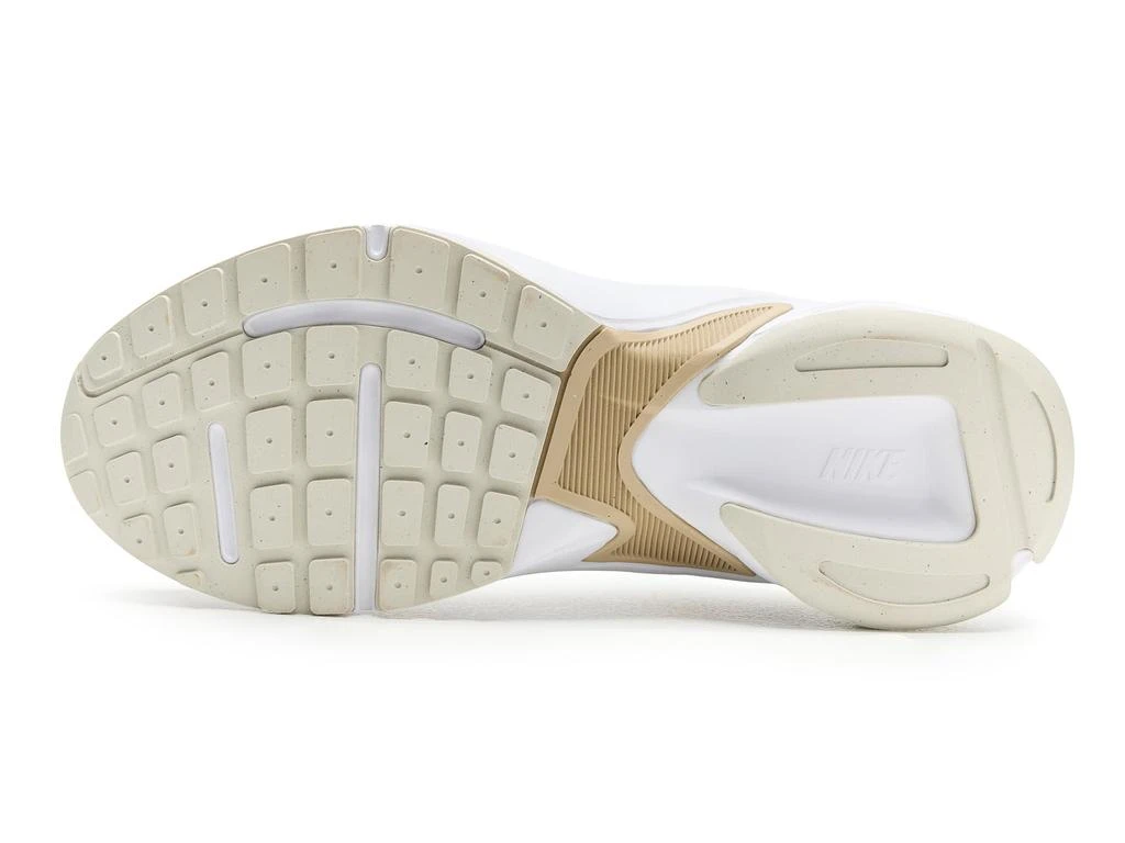 NIKE Al8 5