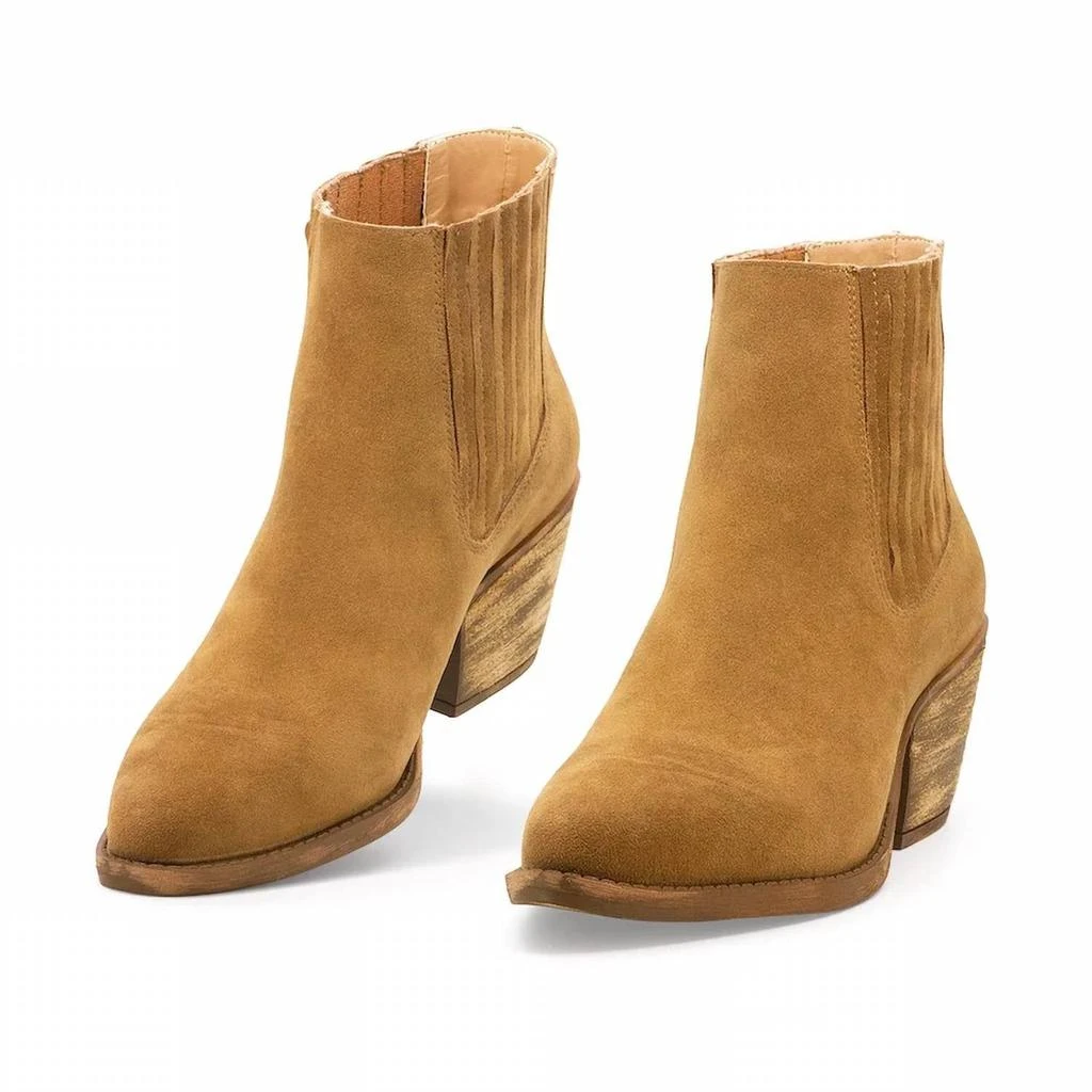 CHARLESTON SHOE CO. Women's Jackson Boot In Camel 4