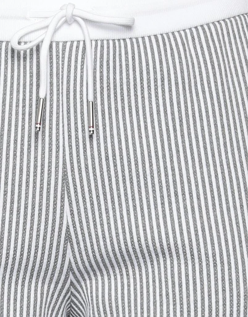 Thom Browne Shorts 
Bermuda 4