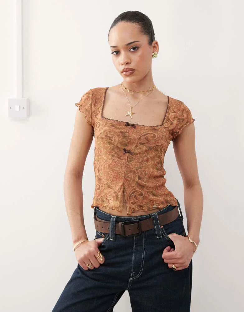 Reclaimed Vintage Reclaimed Vintage smock top in paisley print 3