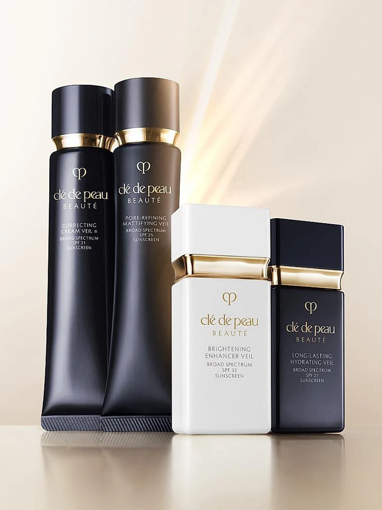 Cle de Peau Brightening Enhancer Veil SPF 32 4