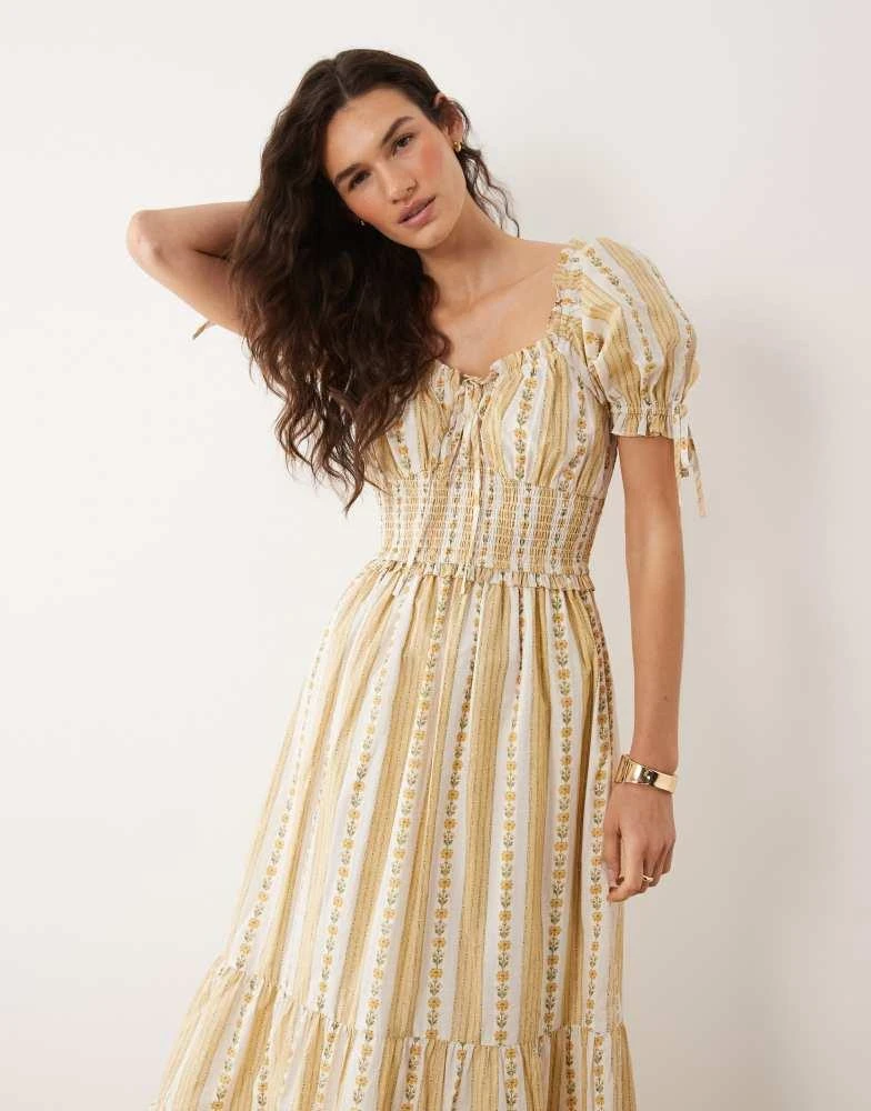 Miss Selfridge Miss Selfridge milkmaid corset detail maxi dress in vintage wallpaper