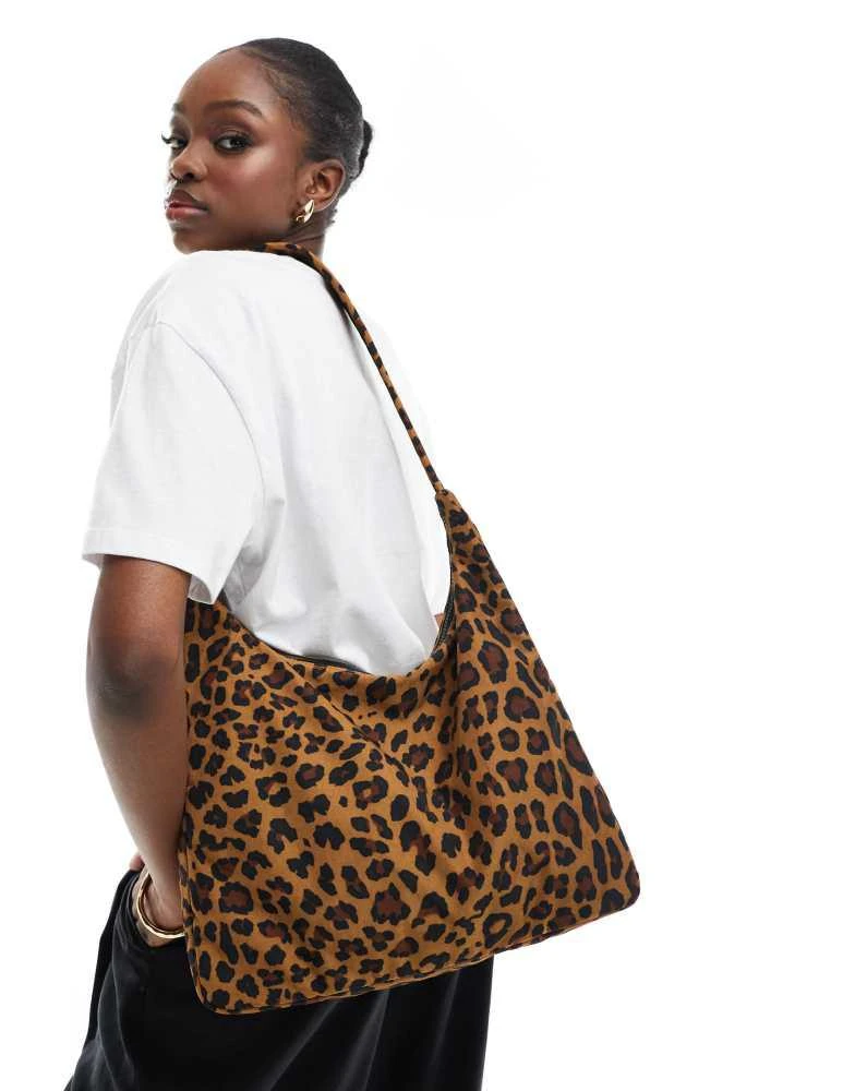 Baggu Baggu large nylon shoulder bag in leopard print 1