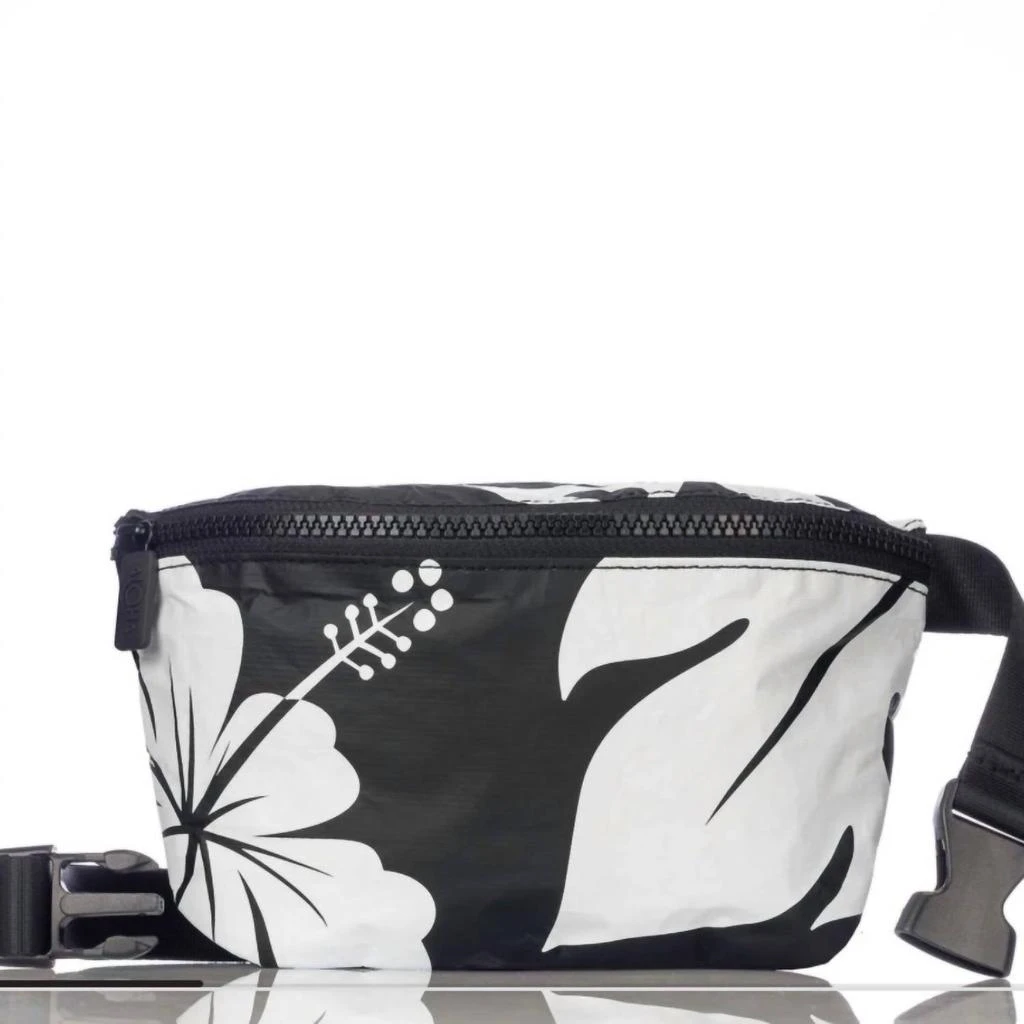 ALOHA Collection Women
s Waipi
o Mini Hip Pack In Black/white 1